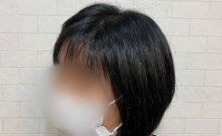 前髪がわかれないように修正しました